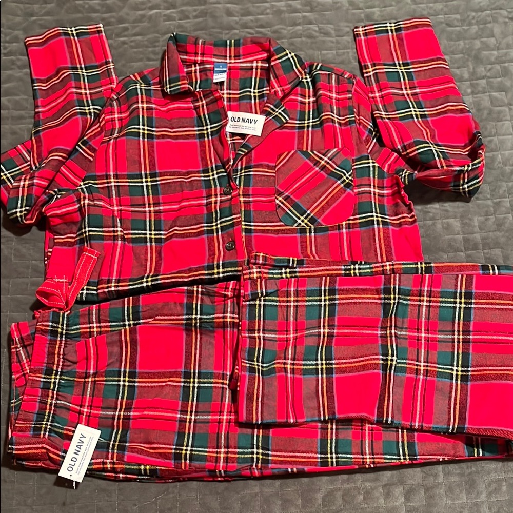 Old Navy Red and Green Plaid Pajama Set